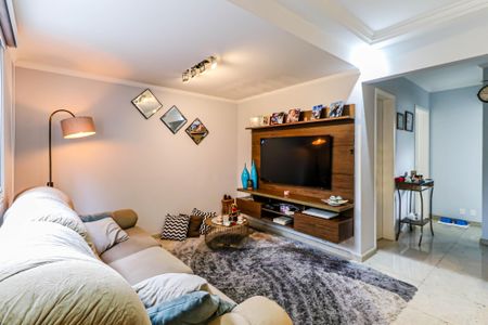 Casa de condomínio à venda com 180m², 3 quartos e 2 vagas Casa de condomínio à venda com 180m², 3 quartos e 2 vagasSala