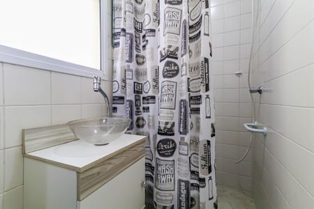 Casa de condomínio à venda com 180m², 3 quartos e 2 vagas Casa de condomínio à venda com 180m², 3 quartos e 2 vagasBanheiro de serviço