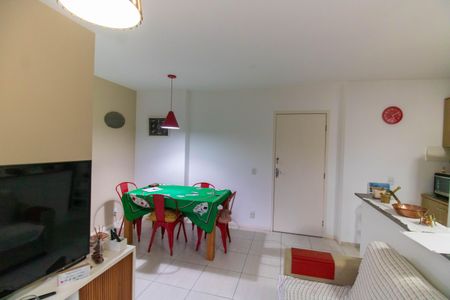 Sala de apartamento à venda com 2 quartos, 58m² em Centro, Niterói