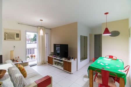 Sala de apartamento à venda com 2 quartos, 58m² em Centro, Niterói