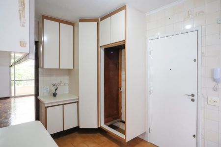 Apartamento à venda com 143m², 3 quartos e 2 vagasCozinha