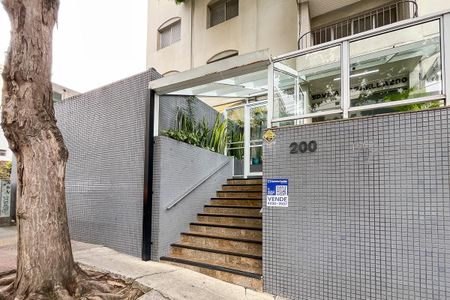 Apartamento à venda com 143m², 3 quartos e 2 vagasFachada