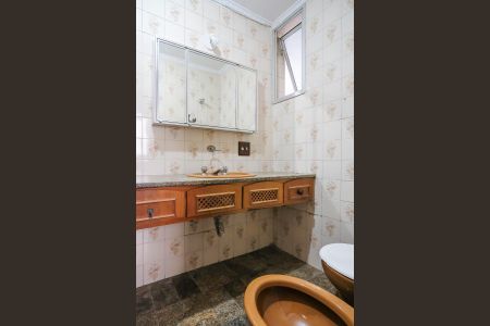 Apartamento à venda com 143m², 3 quartos e 2 vagasBanheiro da Suíte