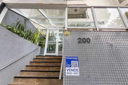 Apartamento à venda com 143m², 3 quartos e 2 vagasFachada