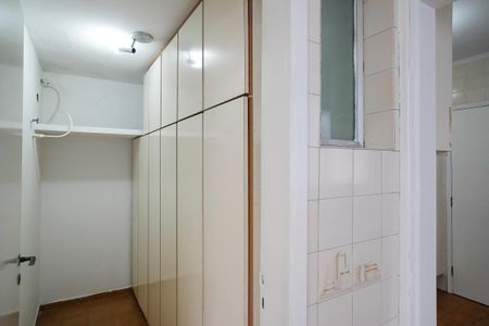 Apartamento à venda com 143m², 3 quartos e 2 vagasQuarto de Serviço