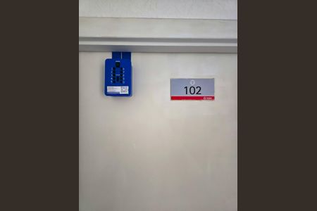 Apartamento à venda com 44m², 2 quartos e 1 vaga Apartamento à venda com 44m², 2 quartos e 1 vagaLockbox