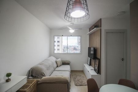 Sala de apartamento para alugar com 2 quartos, 43m² em Parque Rosário, Belford Roxo