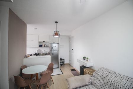 Sala de apartamento para alugar com 2 quartos, 43m² em Parque Rosário, Belford Roxo