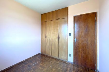 Casa à venda com 75m², 3 quartos e 1 vaga Casa à venda com 75m², 3 quartos e 1 vagaQuarto 2