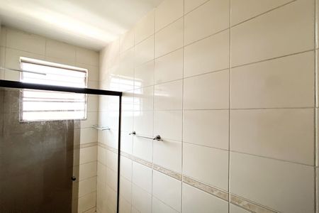 Casa à venda com 75m², 3 quartos e 1 vaga Casa à venda com 75m², 3 quartos e 1 vagaBanheiro