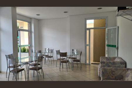 Apartamento à venda com 77m², 2 quartos e 1 vaga Apartamento à venda com 77m², 2 quartos e 1 vagaÁrea comum - Salão de festas