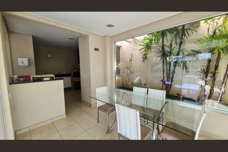 Apartamento à venda com 77m², 2 quartos e 1 vaga Apartamento à venda com 77m², 2 quartos e 1 vagaÁrea comum - Salão de festas