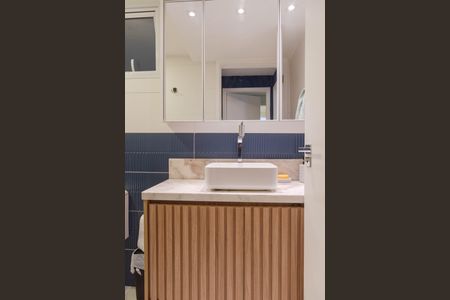 Apartamento à venda com 64m², 2 quartos e 1 vagaBanheiro Social