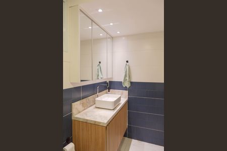 Apartamento à venda com 64m², 2 quartos e 1 vagaBanheiro Social