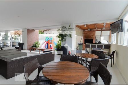 Apartamento à venda com 64m², 2 quartos e 1 vagaÁrea comum