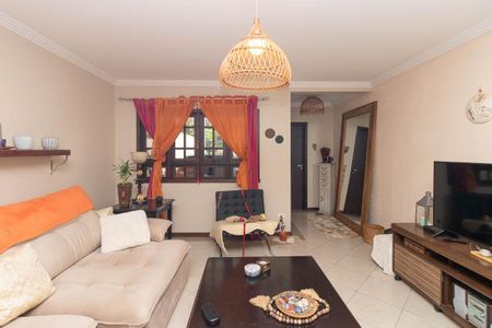 Sala de casa para alugar com 3 quartos, 109m² em Vila Irmaos Arnoni, São Paulo