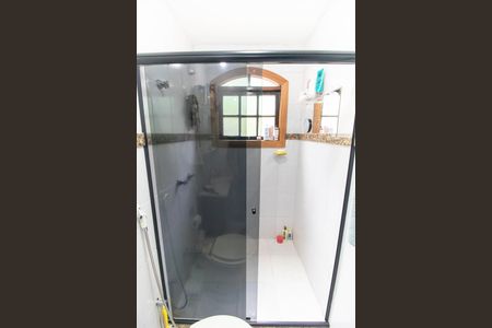 Casa à venda com 247m², 3 quartos e 5 vagas Casa à venda com 247m², 3 quartos e 5 vagasBanheiro da Suíte 1