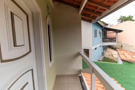 Casa à venda com 247m², 3 quartos e 5 vagas Casa à venda com 247m², 3 quartos e 5 vagasVaranda da Suíte 2