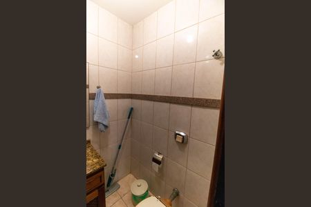 Casa à venda com 247m², 3 quartos e 5 vagas Casa à venda com 247m², 3 quartos e 5 vagasLavabo