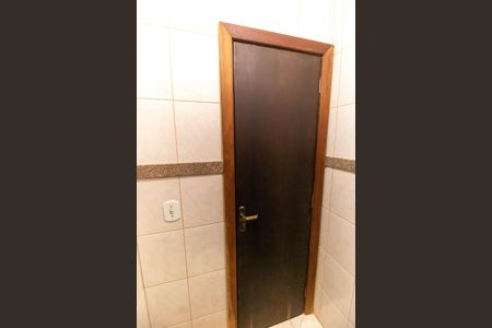 Casa à venda com 247m², 3 quartos e 5 vagas Casa à venda com 247m², 3 quartos e 5 vagasLavabo