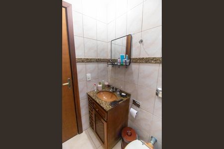 Casa à venda com 247m², 3 quartos e 5 vagas Casa à venda com 247m², 3 quartos e 5 vagasBanheiro da Suíte 2