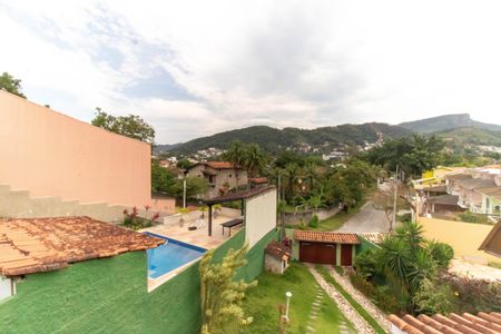 Casa à venda com 247m², 3 quartos e 5 vagas Casa à venda com 247m², 3 quartos e 5 vagasVista da Suíte 2