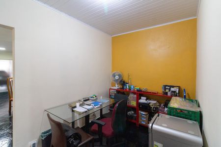 Casa à venda com 162m², 3 quartos e 4 vagasEscritório