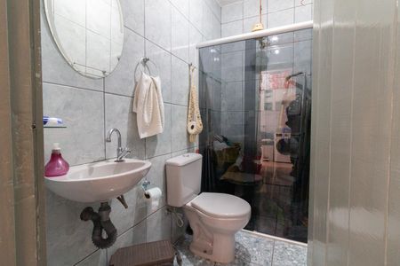 Casa à venda com 162m², 3 quartos e 4 vagasBanheiro de serviço