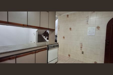 Casa para alugar com 300m², 5 quartos e 3 vagas Casa para alugar com 300m², 5 quartos e 3 vagasCozinha