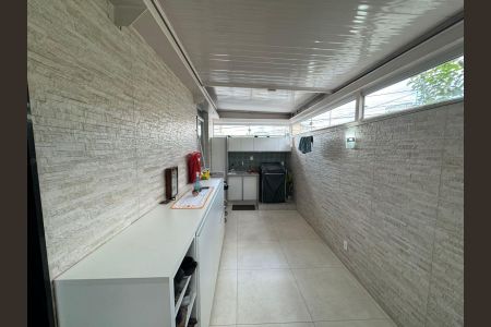 Apartamento à venda com 97m², 3 quartos e 2 vagasÁrea de Serviço