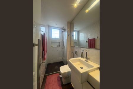 Apartamento à venda com 97m², 3 quartos e 2 vagasBanheiro