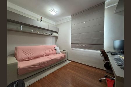 Apartamento à venda com 97m², 3 quartos e 2 vagasQuarto 2