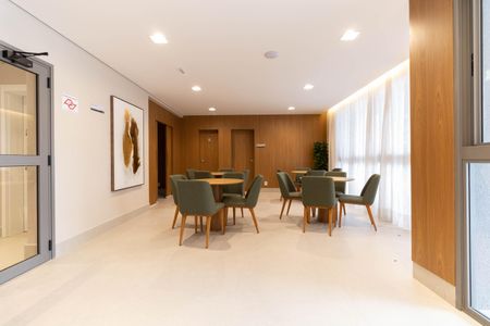 Apartamento à venda com 71m², 2 quartos e 1 vaga Apartamento à venda com 71m², 2 quartos e 1 vagaÁrea comum