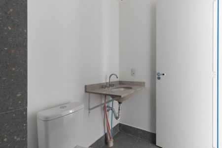 Apartamento à venda com 71m², 2 quartos e 1 vaga Apartamento à venda com 71m², 2 quartos e 1 vagaBanheiro Social