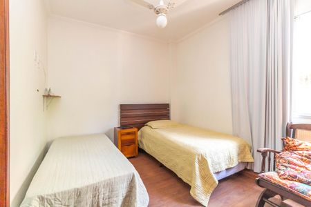 Apartamento à venda com 90m², 3 quartos e 2 vagas Apartamento à venda com 90m², 3 quartos e 2 vagasQuarto 2