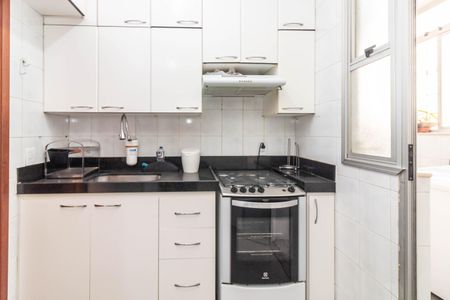 Apartamento à venda com 90m², 3 quartos e 2 vagas Apartamento à venda com 90m², 3 quartos e 2 vagasCozinha