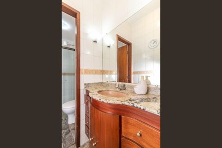 Apartamento à venda com 90m², 3 quartos e 2 vagas Apartamento à venda com 90m², 3 quartos e 2 vagasBanheiro Suíte