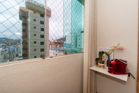 Apartamento para alugar com 81m², 2 quartos e 1 vagaVaranda da Sala