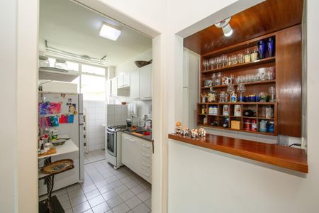 Apartamento para alugar com 81m², 2 quartos e 1 vagaCozinha