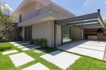 Casa à venda com 370m², 5 quartos e 6 vagasFoto 24