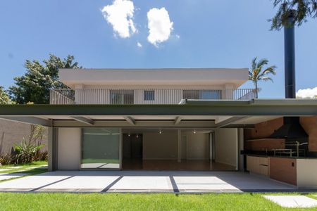 Casa à venda com 370m², 5 quartos e 6 vagasFoto 05