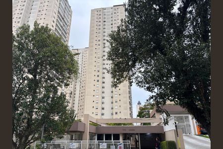 Apartamento à venda com 80m², 3 quartos e 2 vagasFachada e portaria 