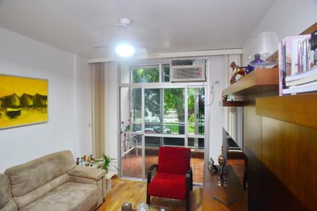 Sala de apartamento para alugar com 3 quartos, 99m² em Barra da Tijuca, Rio de Janeiro