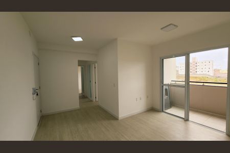 Sala de apartamento para alugar com 2 quartos, 61m² em Jardim Colonia, Jundiaí
