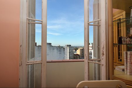 Sacada da sala de apartamento para alugar com 3 quartos, 99m² em Floresta, Porto Alegre