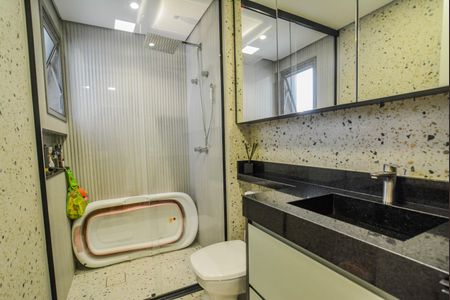 Apartamento à venda com 73m², 3 quartos e 2 vagasBanheiro da Suíte