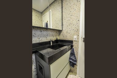 Apartamento à venda com 73m², 3 quartos e 2 vagasBanheiro da Suíte