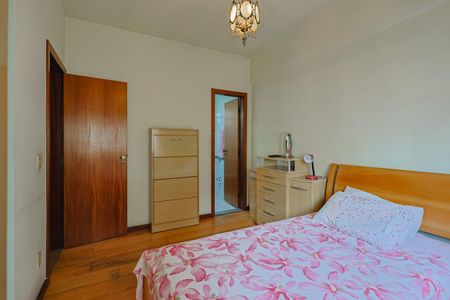 Apartamento à venda com 65m², 2 quartos e 1 vagaSuíte