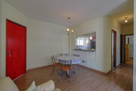 Apartamento à venda com 65m², 2 quartos e 1 vagaSala