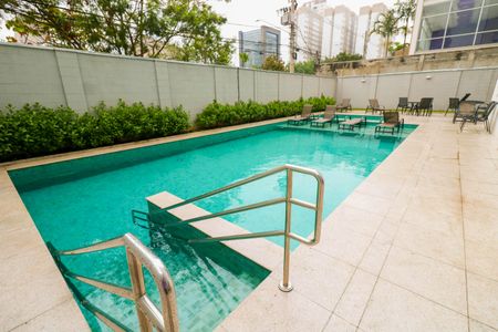 Apartamento para alugar com 36m², 2 quartos e sem vaga Apartamento para alugar com 36m², 2 quartos e sem vagaÁrea comum - Piscina